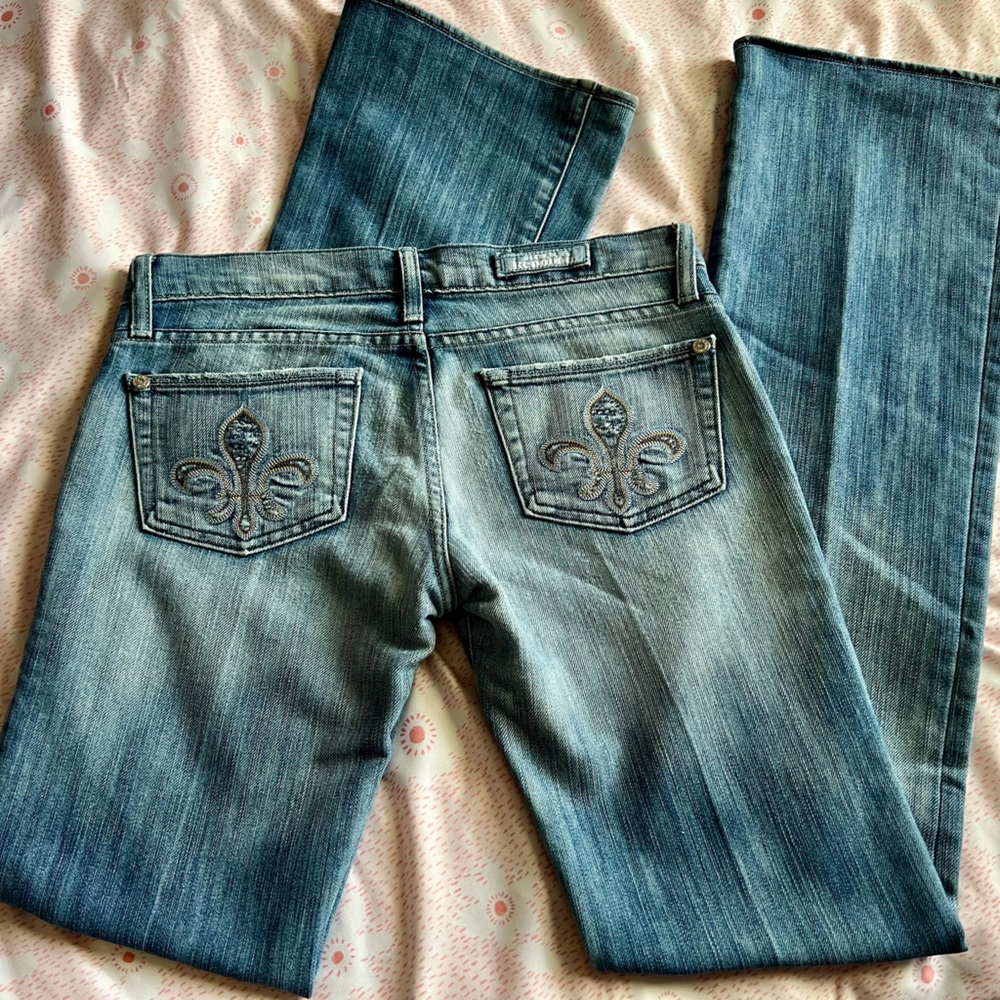 Rock & Republic Low Rise Flare Leg Jeans Fleur-di-lis Embellishment SZ 26 Y2K